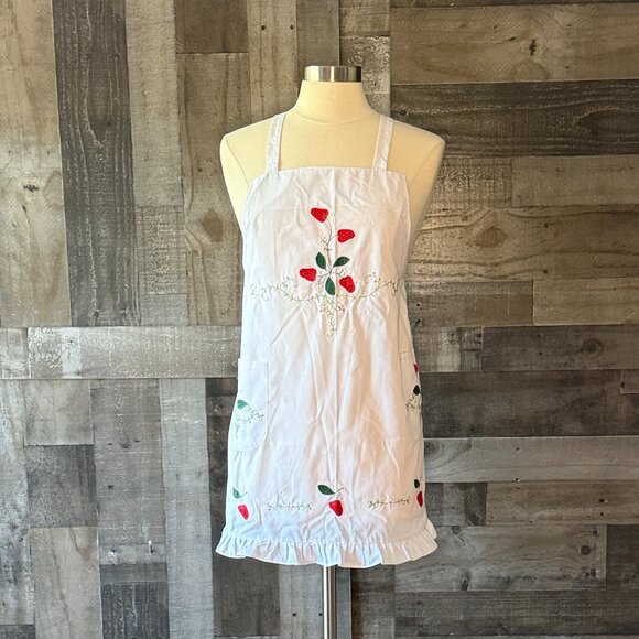 Beautiful handmade white apron ruffles floral embroidery strawberries feminine - Picture 11 of 11